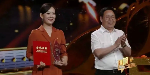 一等獎！自治區(qū)黨委教育工委選送宣講員吳瓊在內(nèi)蒙古理論宣講大賽中榮膺桂冠